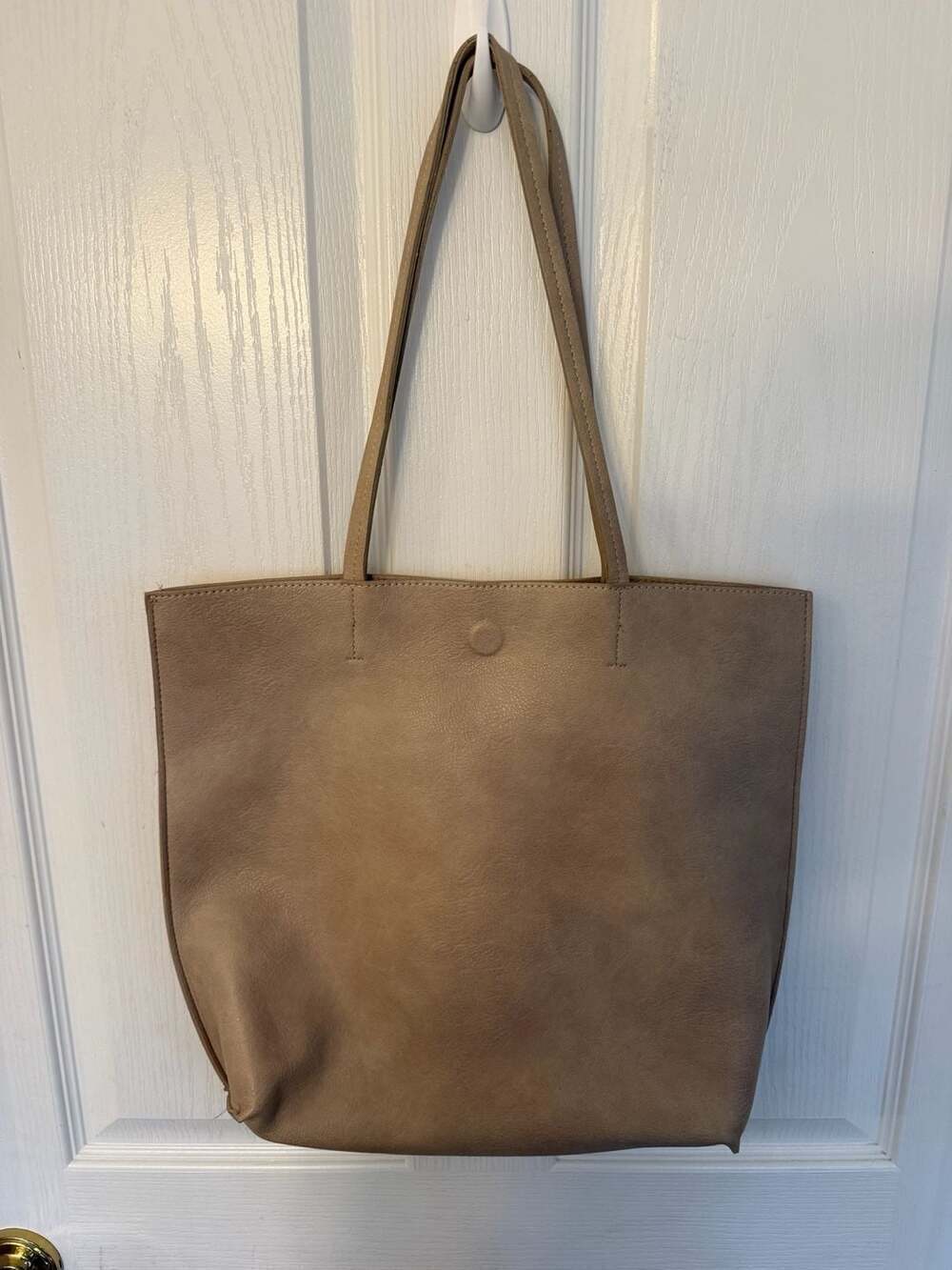 Chic Taupe Tote - Vegan Leather Tote Bag - Tan Handbag-Street Level-With Clutch